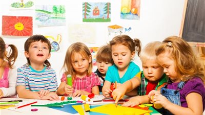 ما الشروط الواجب توافرها في المُرخص له بإنشاء دور للحضانة بـ 