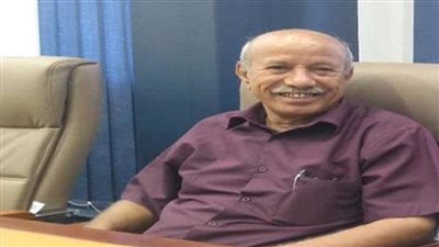 أكاديمي يمني يكشف لـ 