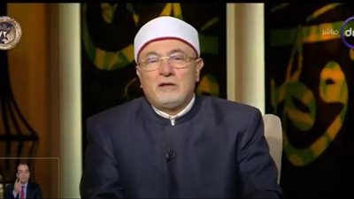 كيف وصف القرآن الكريم تزييف اليهود للحقائق؟ خالد الجندي يُجيب (فيديو)