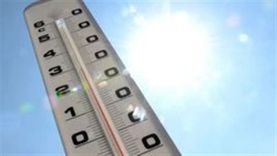 الأمطار تتساقط علي مناطق متفرقة من القاهرة الكبرى 