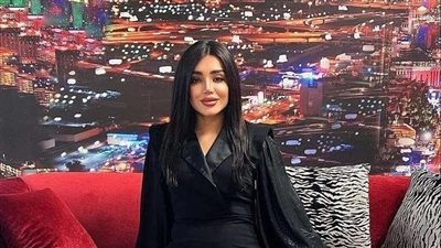 الإعلامية نيفين أكرم تشيد بفعاليات معرض الكتاب في دورته الـ 55 