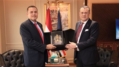 مباحثات بين مصر وقطر لتعزيز سبل التعاون في مجال السياحة والآثار