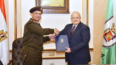 إدارة الحرب الكيميائية توقع بروتوكول تعاون مع جامعة القاهرة