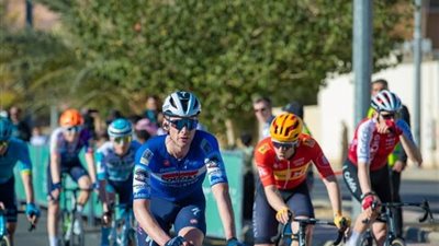 الهولندي فان أودن بطل للمرحلة الأولى لـ 