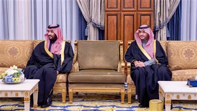 خادم الحرمين وولي العهد يستقبل أمير دولة الكويت