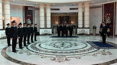 وزير الداخلية يصدق على تخريج عدد من طلبة الدور الثاني بكلية الشرطة
