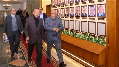 وزير النقل يشهد توقيع إجراءات تسليم الرصيف الجنوبي لمحطة الحاويات تحيا مصر 1 بميناء دمياط