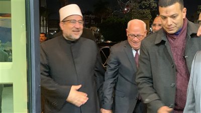 وزير الأوقاف والمحافظ يلتقيان وفود العالم المشاركة بمسابقة بورسعيد الدولية لحفظ القرآن 