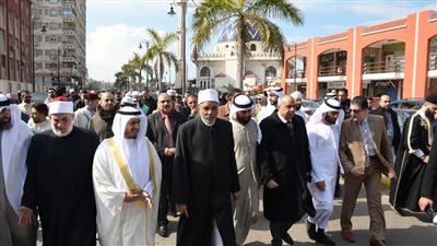 أحمد عمر هاشم يقدم خطبة الجمعة في افتتاح مسابقة بورسعيد الدولية لحفظ القرآن