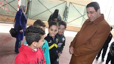 وكيل وزارة الشباب والرياضة بالجيزة يتفقد المشروع القومي للموهبة الحركية (صور)