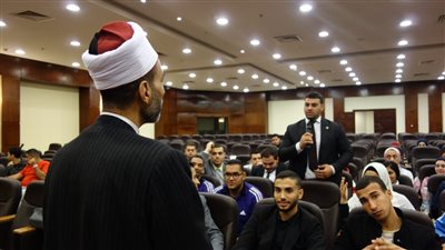 الأزهر للفتوى يحاضر شباب الجامعات في دورة مجتمعية بشرم الشيخ