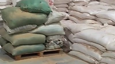 ضبط 641 طن أعلاف ماشية وأسماك ودواجن مجهولة المصدر بحملة في الإسكندرية