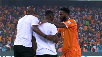 شاهد هدف سباستيان هالير في مرمي الكونغو في نصف نهائي أمم إفريقيا 