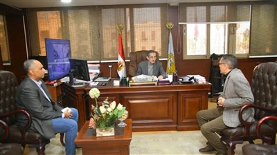 محافظ الغربية يوجة بتذليل عقبات مستشفيات طنطا العام والأورام الجديد (صور)