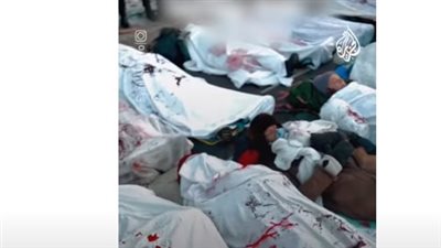 بأكفان ملطخة بالدماء.. مظاهرة أمام السفارة الإسرائيلية في النرويج