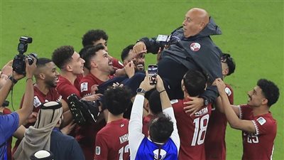 مدرب قطر يرفض الحديث عن مستقبله مع 