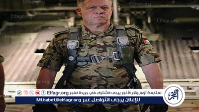بنفسه.. الملك عبدالله يشارك في عملية إنزال جوي للمساعدات الإنسانية لغزة
