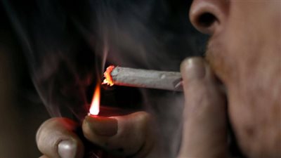 بعد الزيادة.. تعرف على الأسعار الجديدة للسجائر 