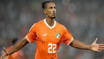 آخرهم سيباستيان هالر.. 8 مشاهير انتصروا على السرطان