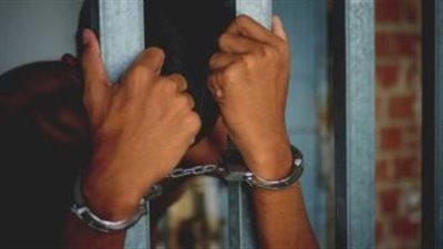 ضربها بعصا خشبية.. حبس مسجل خطر قتل ابنة زوجته داخل شقة بالسيدة زينب 