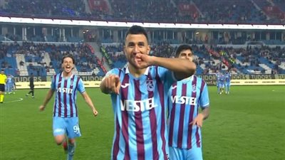 شاهد بالفيديو.. تريزيجيه يسجل الهدف الأول لطرابزون سبور في شباك هاتاي سبور