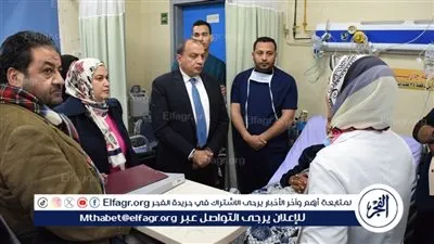 رئيس جامعة بني سويف يزور المرضي الفلسطينيين بالمستشفى الجامعي