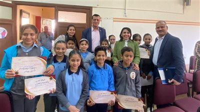 تكريم المدارس الفائزة في مسابقة (مدرسة خضراء) في قنا 