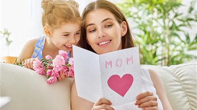 موعد عيد الأم 2024.. أفكار مميزة لهدايا ست الحبايب في عيد الأم