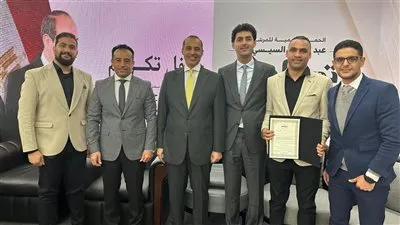 الحملة الرسمية للرئيس السيسي تُكرم أحمد أبوبكر رئيس لجنة المنصات الرقمية