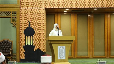 مستشار شيخ الأزهر: الحوار بين الأديان عنصر أساسي في بناء تواصل بين أتباع الأديان