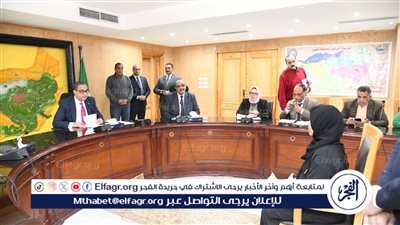 محافظ الفيوم يوجه بتوفير معاشات ومساعدات عاجلة ومشروعات تنموية للأولى بالرعاية