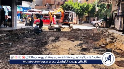 استكمال أعمال الرصف بمشروع تطوير المناطق الغير مخططة بمحافظة دمياط