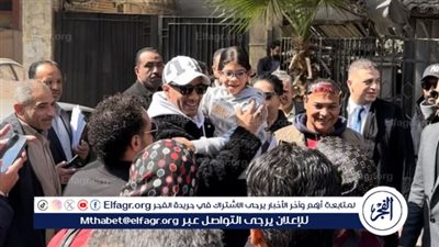 بالصور.. الجمهور يحاصر محمد رمضان أمام محكمة الجيزة