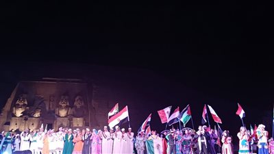 ختام مهرجان الثقافة والفنون 11 بمعبد أبو سمبل