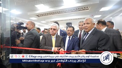 وزير التعليم العالي يفتتح عددًا من المشروعات التعليمية والخدمية بجامعة الوادي الجديد 