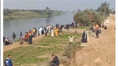 قوات الإنقاذ تنتشل الجثة الثالثة في غرق معدية منشأة القناطر