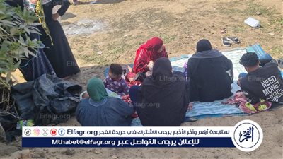 أهالي ضحايا 4 جثث ينتظرون جثامين أبنائهم في غرق معدية منشأة القناطر (صور)