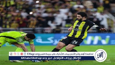 جمهور الإتحاد يتغنى بحجازي بعد تحفيزه للاعبين بين شوطي مباراة الوحدة بالدوري السعودي