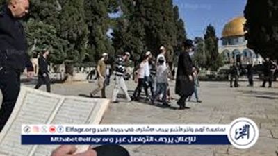 الاحتلال يمنع المصلين من المسجد الأقصى بالمتاريس الحديدية والاعتداءات