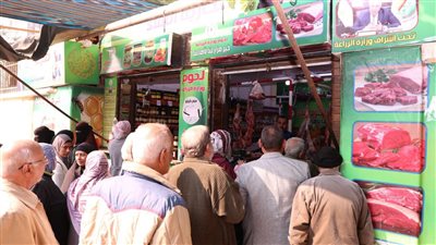 بتخفيضات تصل من 30 لـ 50%.. أسعار السلع الغذائية في منافذ وزارة الزراعة 