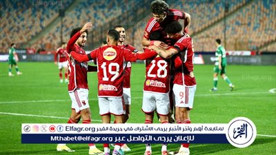 نجم الأهلي المعار يعلن موقفه من العودة 