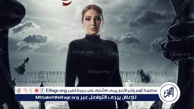 الجمهور يلتف حول روجينا أثناء تصويرها مسلسل سر ألهي