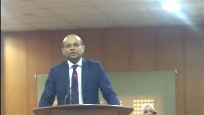 رئيس البورصة يشارك في مؤتمر 