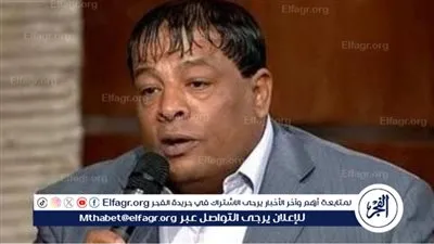 بملامح الحزن.. عبد الباسط حمودة يساند صديقه عدوية في وفاة زوجته