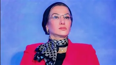 وزيرة البيئة تشارك في الدورة الثالثة لقمة المرأة المصرية