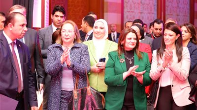 وزيرة التضامن تفتتح منتدى قمة المرأة المصرية تحت عنوان 