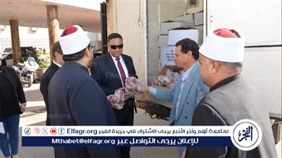 شنط مواد غذائية.. محافظ الدقهلية يستلم دفعة جديدة من اللحوم