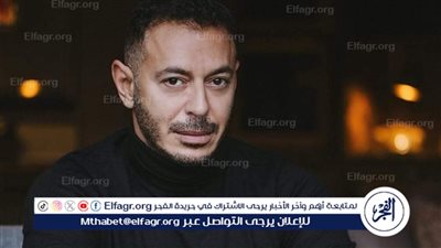 مصطفى شعبان يواسي صديقه مجدي الهواري في وفاة شقيقته