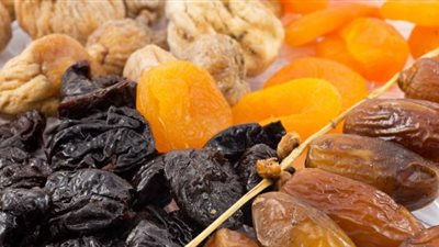 عين الجمل بـ500 جنيه.. أسعار الياميش في أسواق ومعارض تخفيض السلع وأهلا رمضان بمحافظة قنا