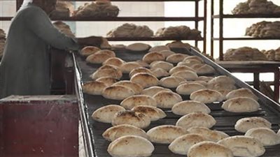 تفاصيل إلغاء صرف السلع التموينية وعقوبات بيع الخبز المدعم